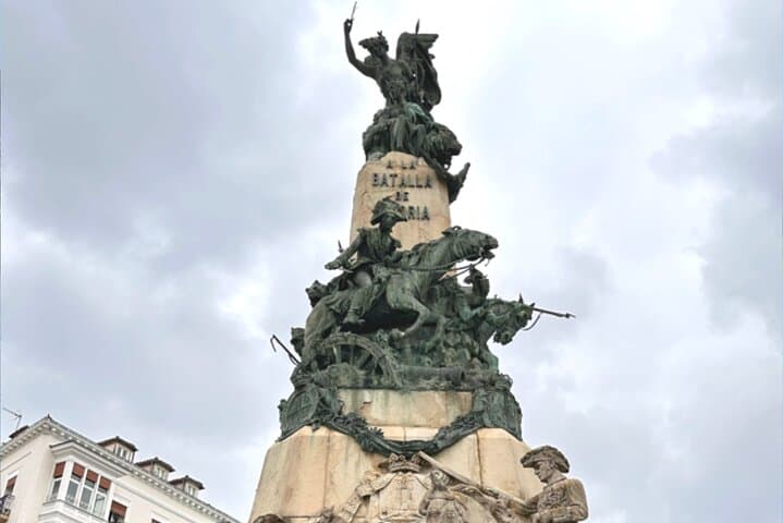 Vitoria-Gasteiz Self-Guided City Walking Tour & Scavenger Hunt