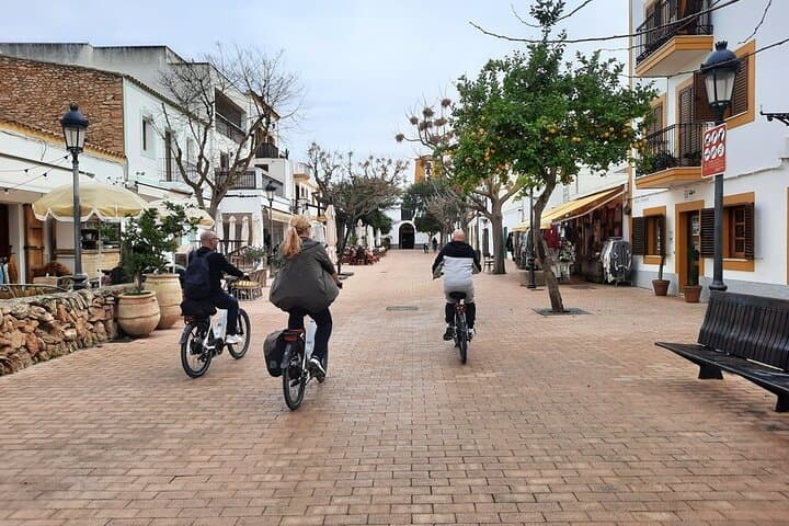Discover Ibiza by E-Bike Santa Gertrudis de Fruitera