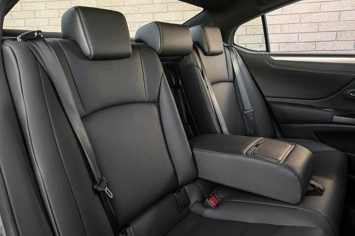 Private Transfer from Airport to Barcelona City 1-3 PaxSedan