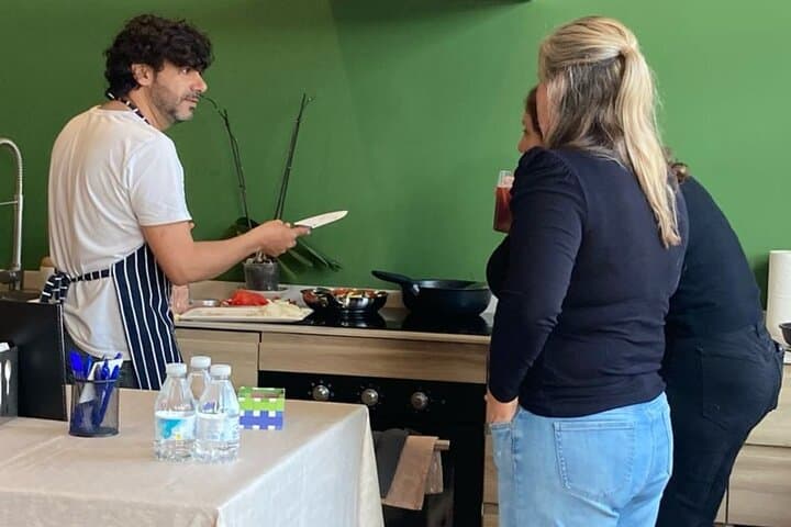 Workshop Spanish cuisine facing the sea (tapas + 3 courses + drinks)
