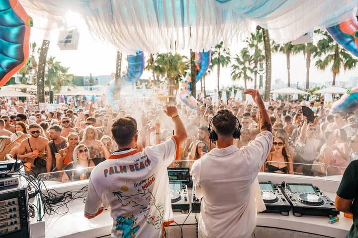 Ibiza: 3 x Nightclub & Pool Party Pass