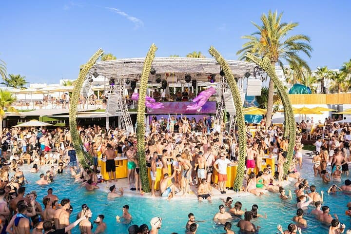 Ibiza: 3 x Nightclub & Pool Party Pass