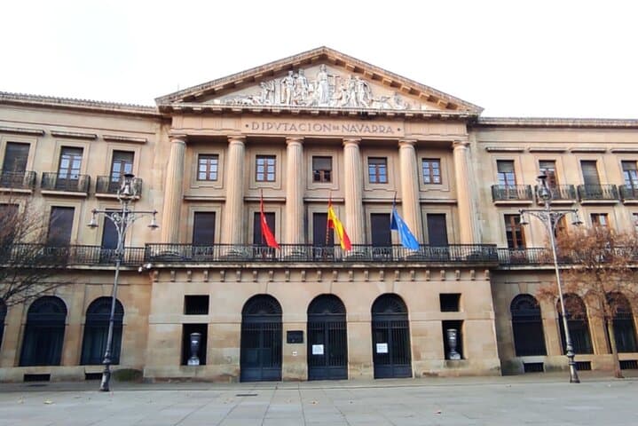 Small Group Walking Tour Pamplona