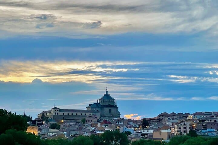 Toledo Monumental 3 hours Tour. VIP EXPERIENCE