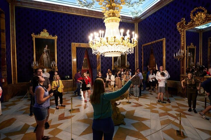 Madrid: Skip-the-Line Royal Palace Guided Tour