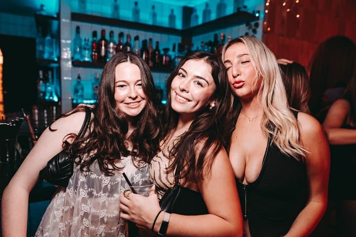 Bus Party + Karaoke + Free Drinks +Shot