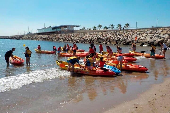 Guided Kayak Tour and Paella Lunch at the Beach in Valencia