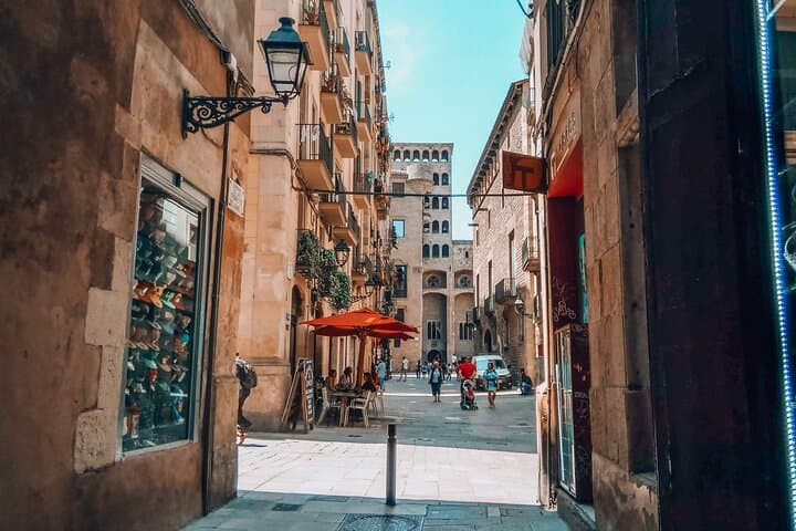 Introduction to Barcelona's Old Town Gothic Quarter Walking Tour