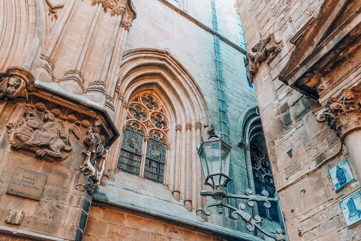 Introduction to Barcelona's Old Town Gothic Quarter Walking Tour