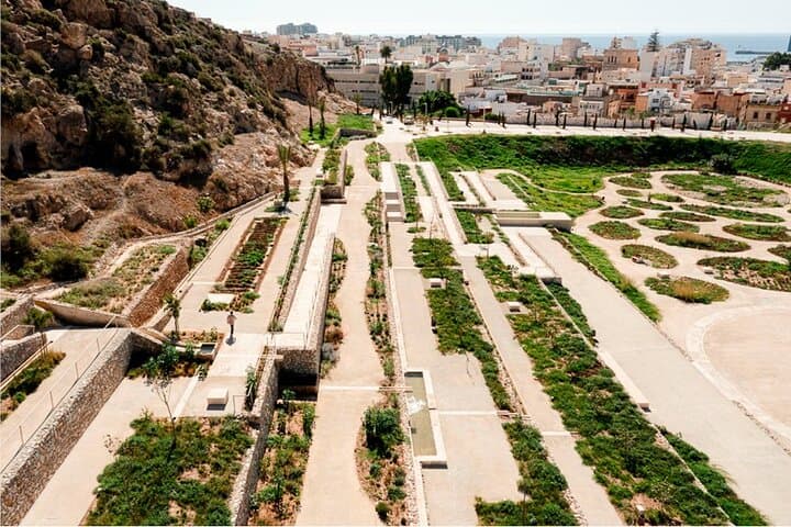 Tour in Almeria for Its History and Nooks