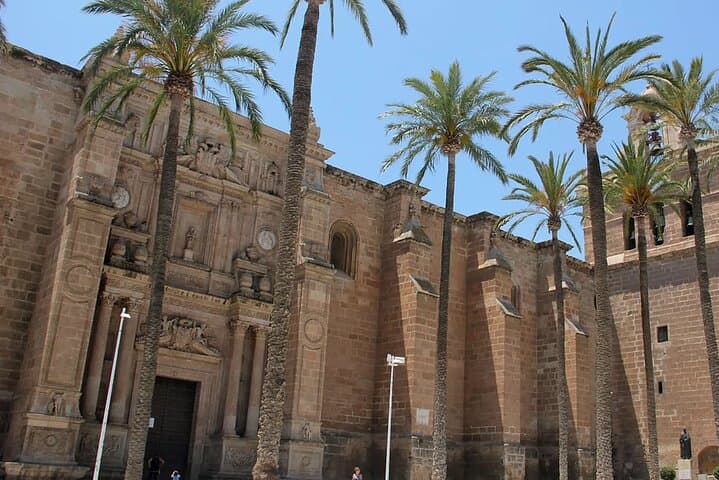 Tour in Almeria for Its History and Nooks