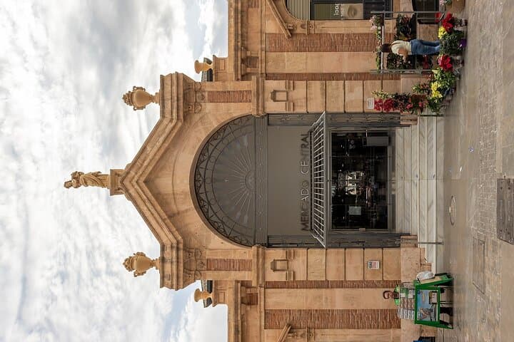 Tour in Almeria for Its History and Nooks