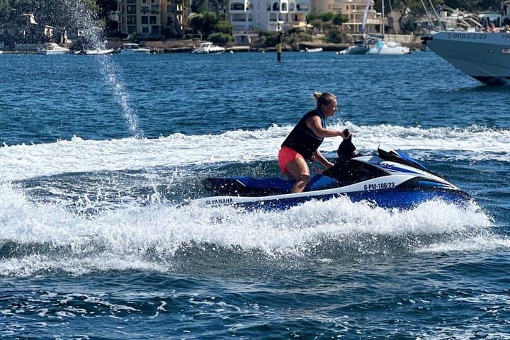 Jet ski therapy for the soul in coast of Santa Ponsa