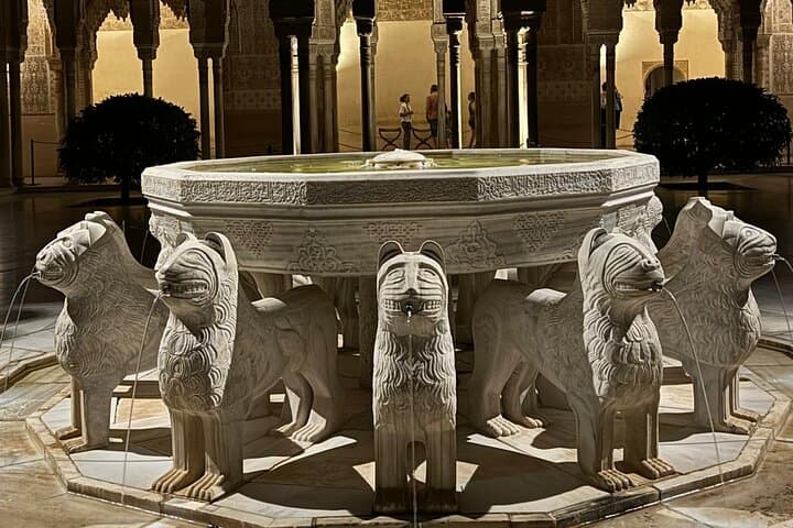 Private Night/Day Alhambra with Nasrid Palaces