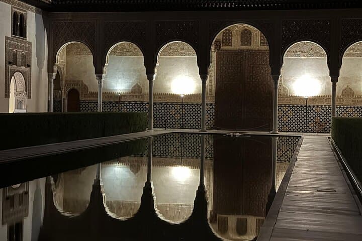 Private Night/Day Alhambra with Nasrid Palaces