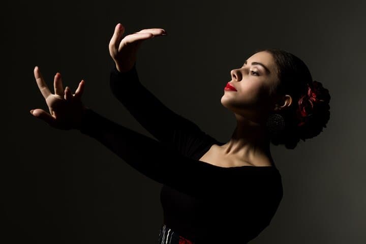 Flamenco Show at Tablao La Carmela with Tapas Dinner