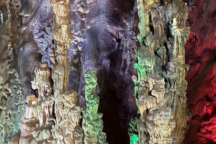 Busot Village and Canelobre Caves Tour from Alicante