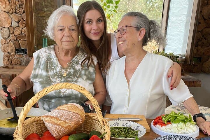 Spanish Cooking Class with local Grandma