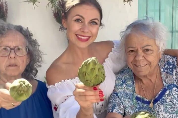 Spanish Cooking Class with local Grandma