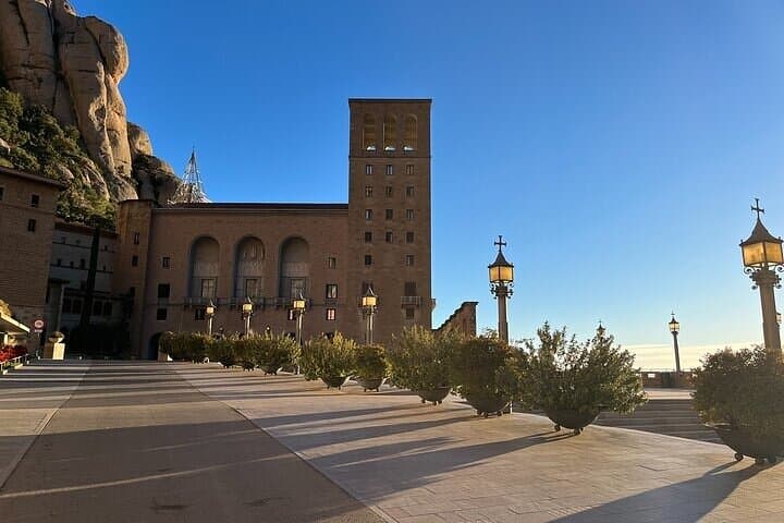 Early Trip to Montserrat with hiking, abbey, very small group
