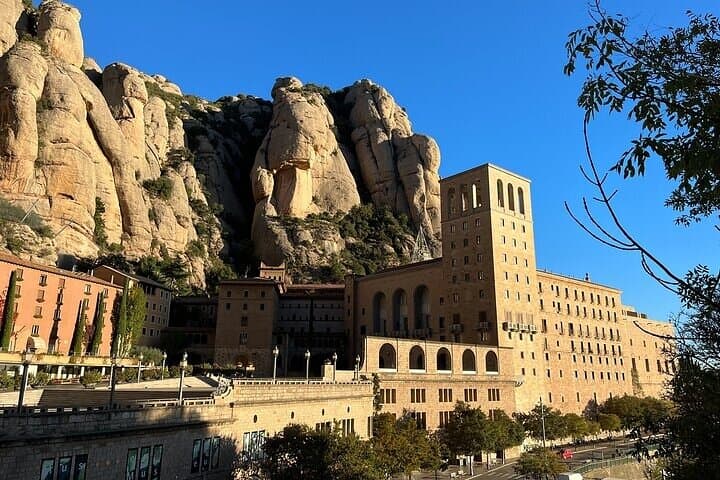 Early Trip to Montserrat with hiking, abbey, very small group