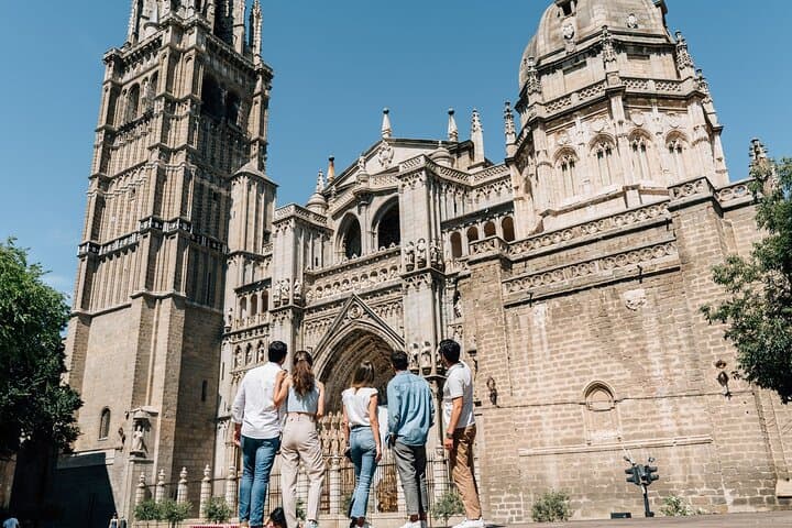 Toledo Tour & Vineyard Experience with Wine Tasting from Madrid