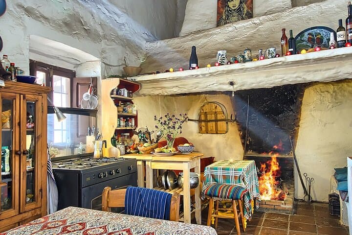 Fantastic Tapas with Mountain Views in Algatocin