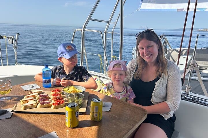 Catamaran 3h Swim & Sail Experience Manilva incl. Tapas Drink Dolphin