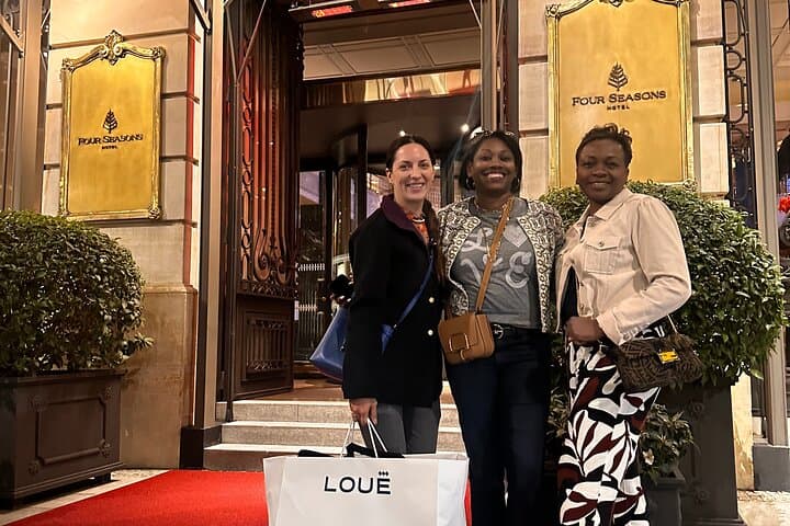 Personalized Shopping Tour in Madrid