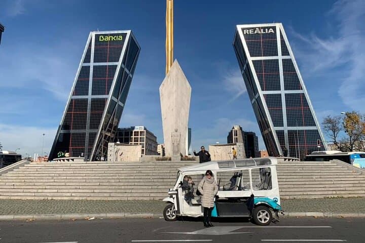 Welcoming Tuk Tuk Tour of Madrid For up to 6 People