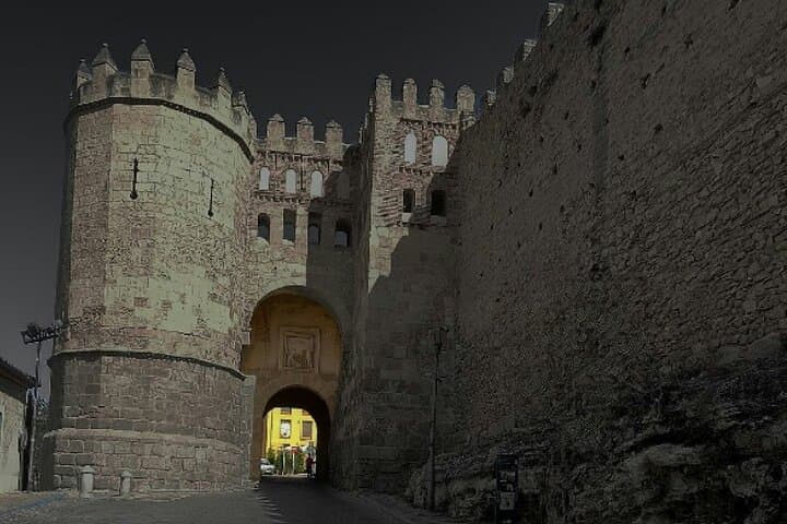 Legends and Mysteries DE Segovia Tour
