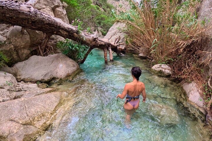 From Alicante/Benidorm: Guadalest & Algar Waterfalls Tour