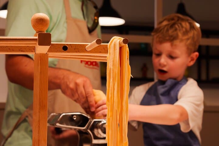 Make fresh pasta and Italian aperitivo In Barcelona