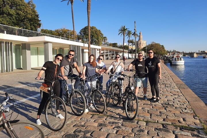 Seville Bike Tour with Full Day Bike Rental