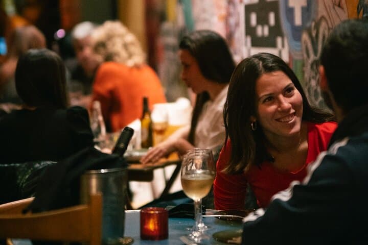 Local cuisine and live music at Ciutat Vella Barcelona
