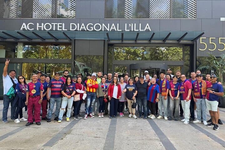 El Clasico Trips Clients in front of Hotel (Barcelona)