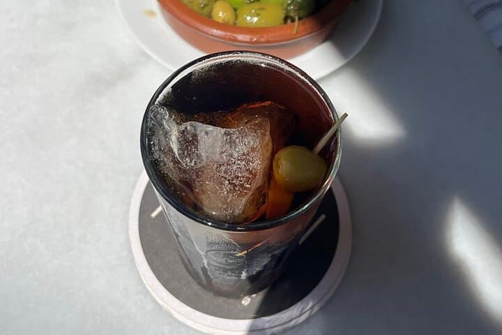 Barcelona: Gothic Legends, Drinks & candy Tasting