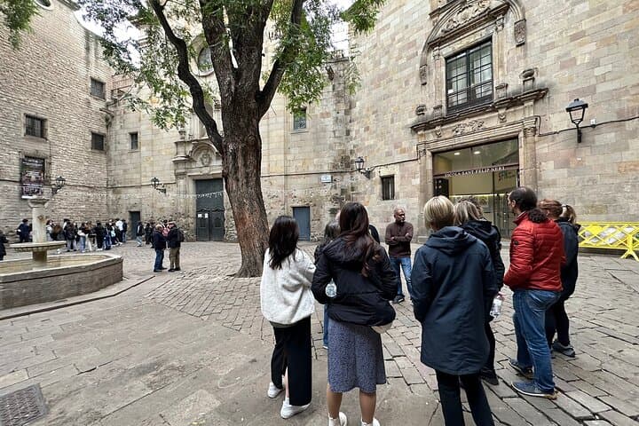 Barcelona Old Town and Gothic Quarter Private Guided Tour
