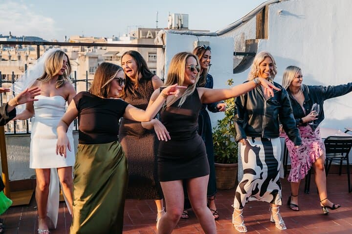 Madrid Rooftop Salsa Class with Bottomless Sangria