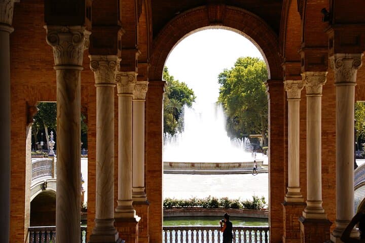 Highlights of Seville's Historic Heart: Private Walking Tour