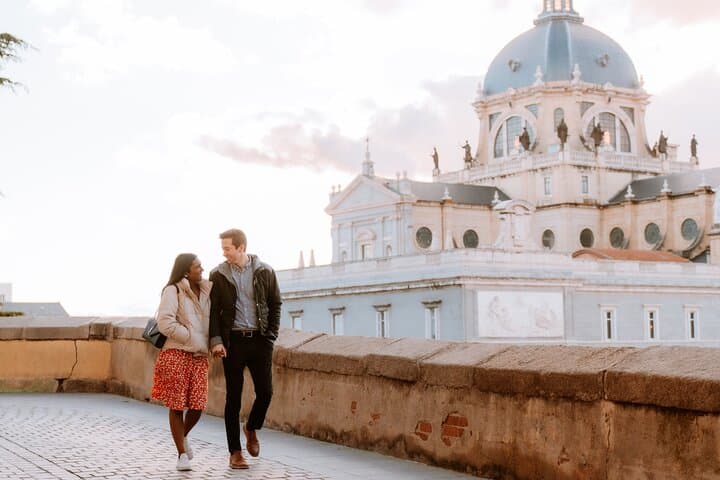 Private Vacation Photoshoot with Photographer in Madrid