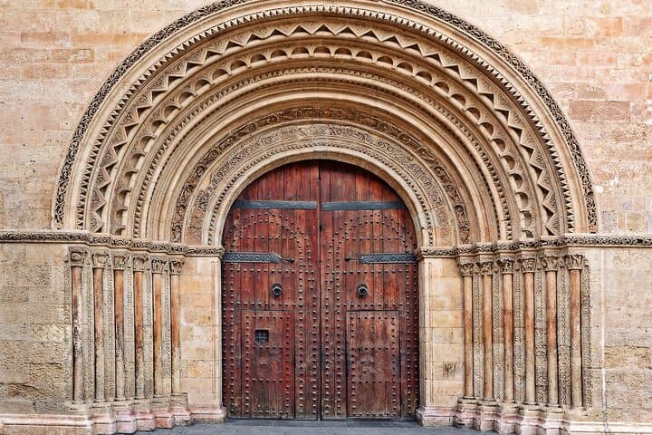 Private Tour Historical Center of Valencia