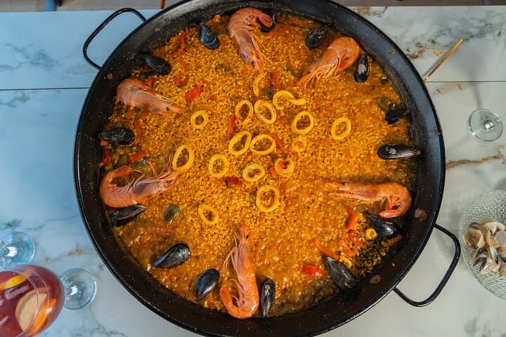 Madrid: Paella & Sangria Classes- Seafood, Chicken & Vegan option