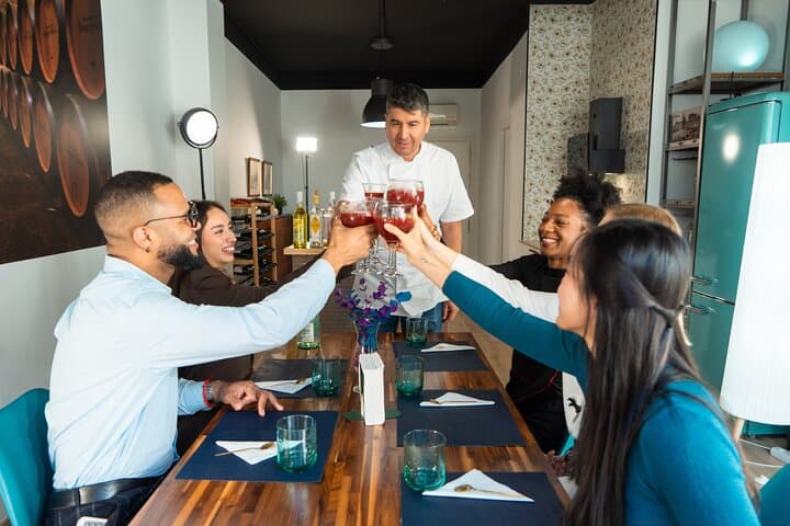Madrid: Paella & Sangria Classes- Seafood, Chicken & Vegan option