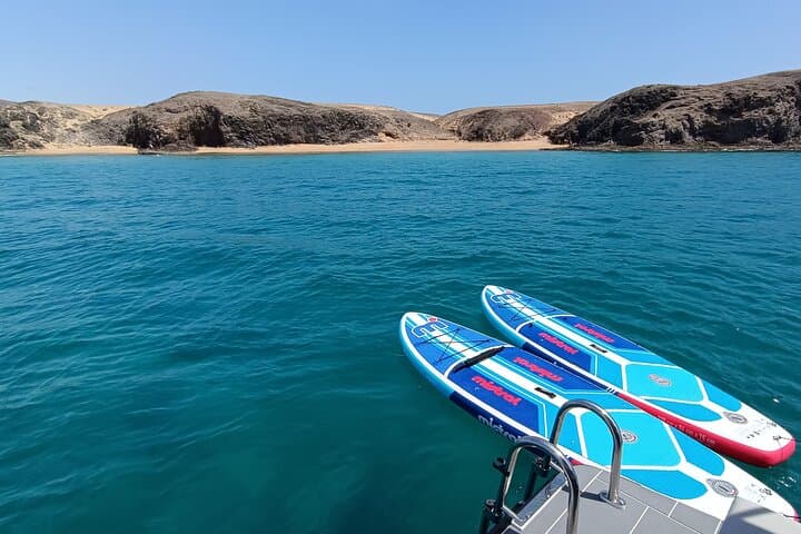Private Yacht with Sunset in Papagayo and Gourmet or Premium Menu