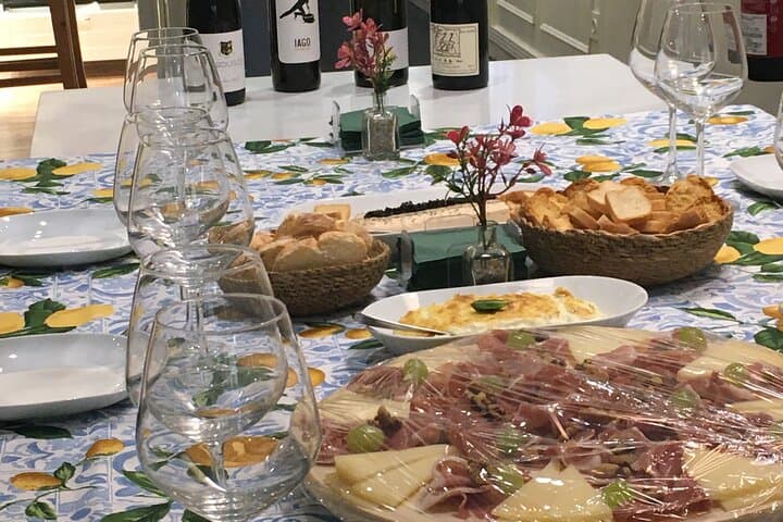Galician Wine Tasting with Pairing Lunch