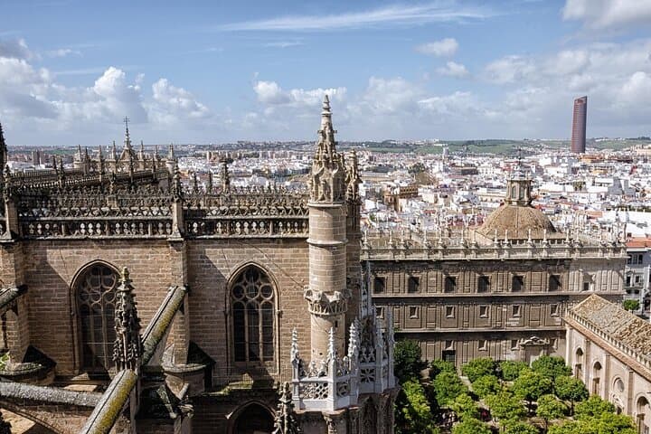 Seville Cathedral and Giralda Tour Includes Tickets