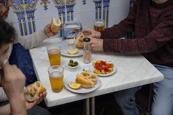 Madrid: Guided Food Tour of Tapas, Ham, Olive Oil & Vermouth