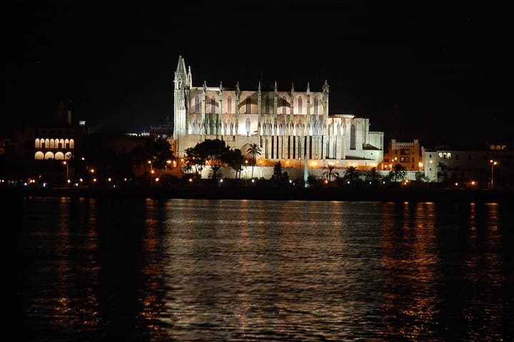 Special Sunset Cruise 3 Hours from Palma Bay
