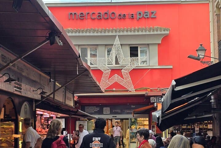 Contrasts of Madrid : Salamanca, Vallecas, China Town & Austrias